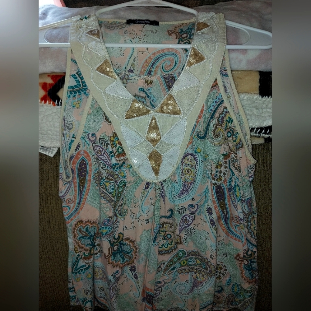 Very beautiful dressy shirt
